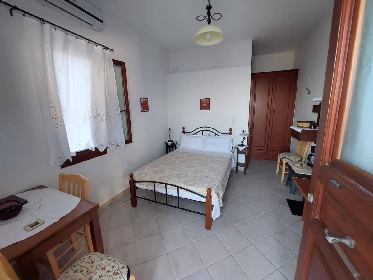 Villas El Paradiso Kouroupi Esterno foto